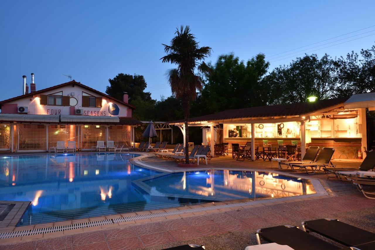 Four Seasons Hotel Trílofon Dış mekan fotoğraf