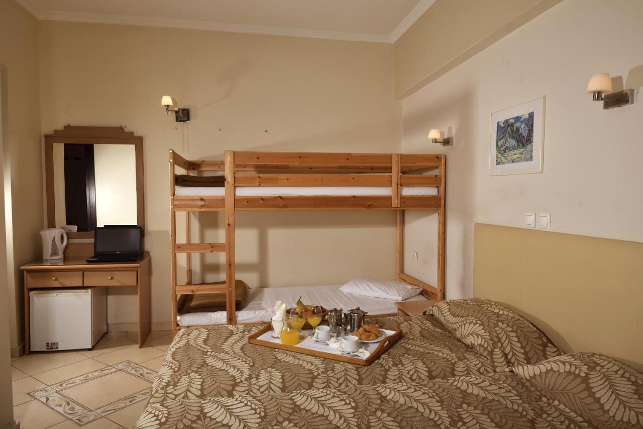 Four Seasons Hotel Trílofon Dış mekan fotoğraf